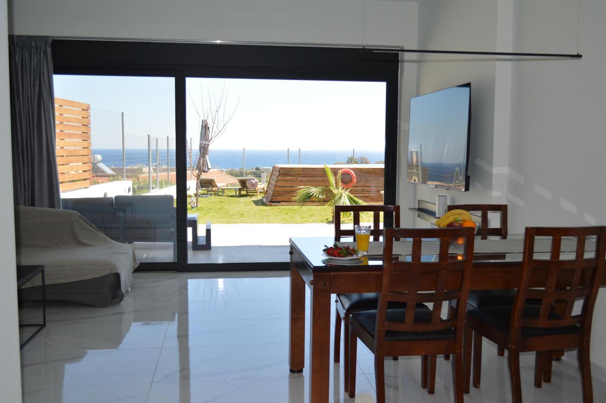 Sea View Sunrise Luxury Apartment